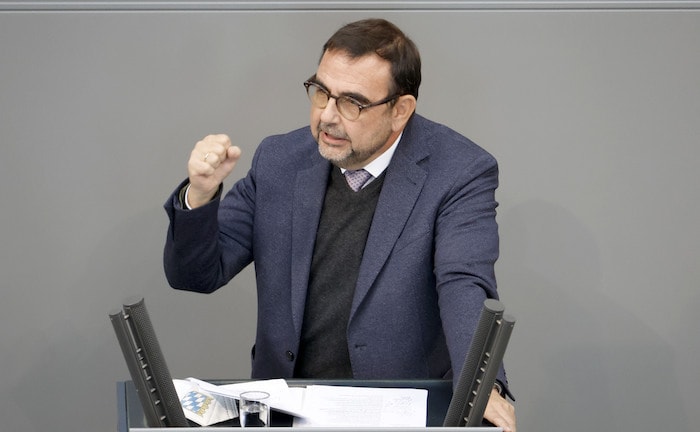 Bayern fordert Rettungsschirm für medizinische Einrichtungen