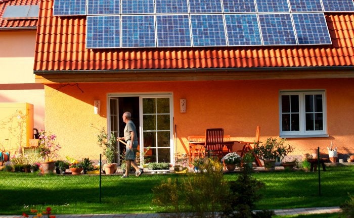 Nur zwei Anbieter von Immobilienrenten leisten guten Service