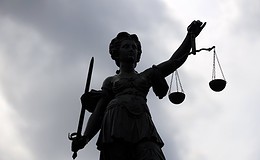 Deutsche halten Gerichte für überlastet 