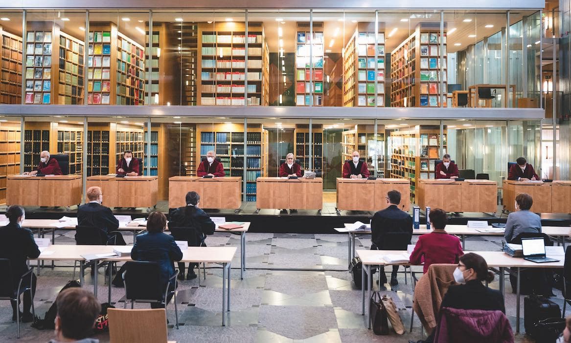 Warum Rechtsanwälte und Steuerberater ihren Versicherungsschutz prüfen sollten