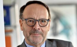 Hans-Wilhelm Zeidler leitet Defino-Kuratorium