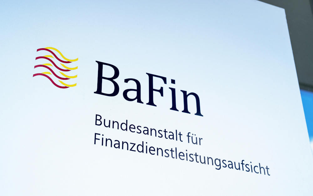 Bafin aktualisiert Fragen und Antworten zur Weiterbildungspflicht