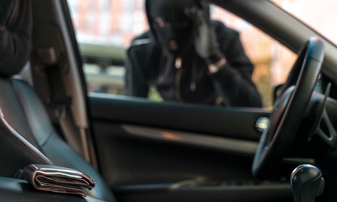 Wann die Außenversicherung in der Hausratpolice greift