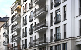 Lebensversicherer zahlen weniger Kredite aus