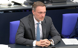 Wie hoch der Demografiewandel die Schuldenquote treibt