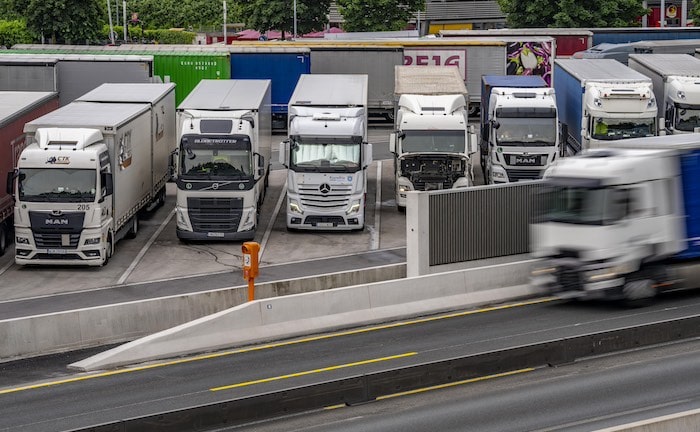 Kravag warnt vor neuer Betrugsmasche beim Klau von LKW-Ladungen