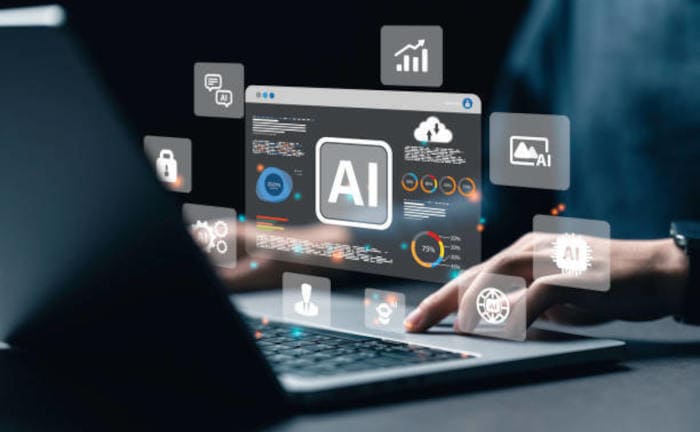 Going Public und Muffintech entwickeln Versicherungs-Bot