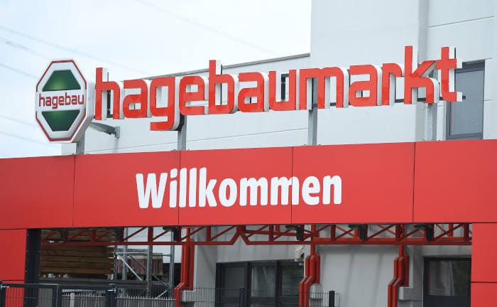 DA Direkt verkauft Policen im Baumarkt
