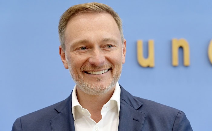 Lindner will wählbare Beitragsgarantie bei Riester-Rente