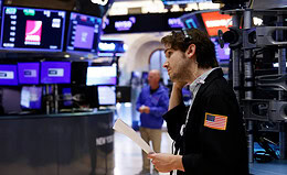 Ein paar Belege dafür, wie heftig der ETF-Zug gerade rollt