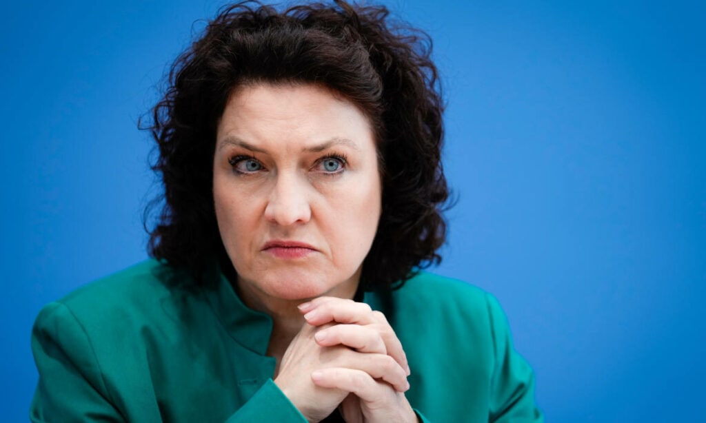 Die Chefin des AOK-Bundesverbandes, Carola Reimann, findet es nicht in Ordnung, dass die GKV 25 Milliarden Euro für die Krankenhausreform aufbringen soll