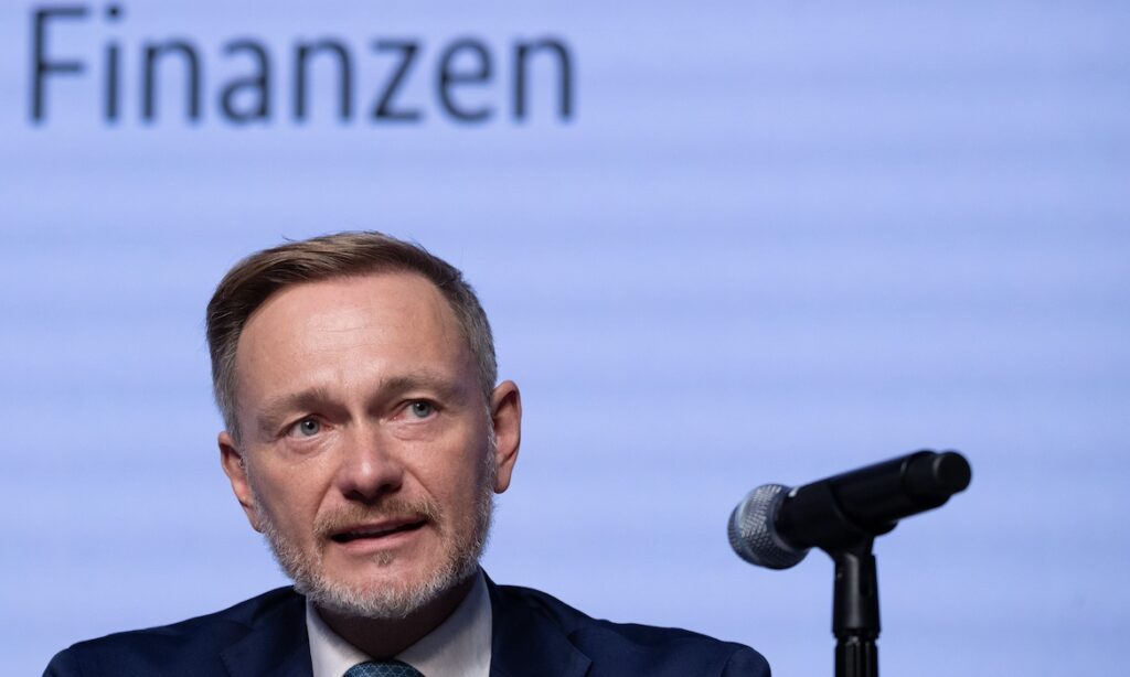 Bundesfinanzminister Christian Lindner auf einer Pressekonferenz: Der FDP-Chef will die private Altersvorsorge attraktiver machen.