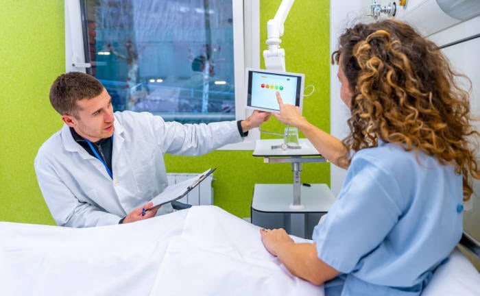 2023 waren 17,2 Millionen Patienten stationär im Krankenhaus