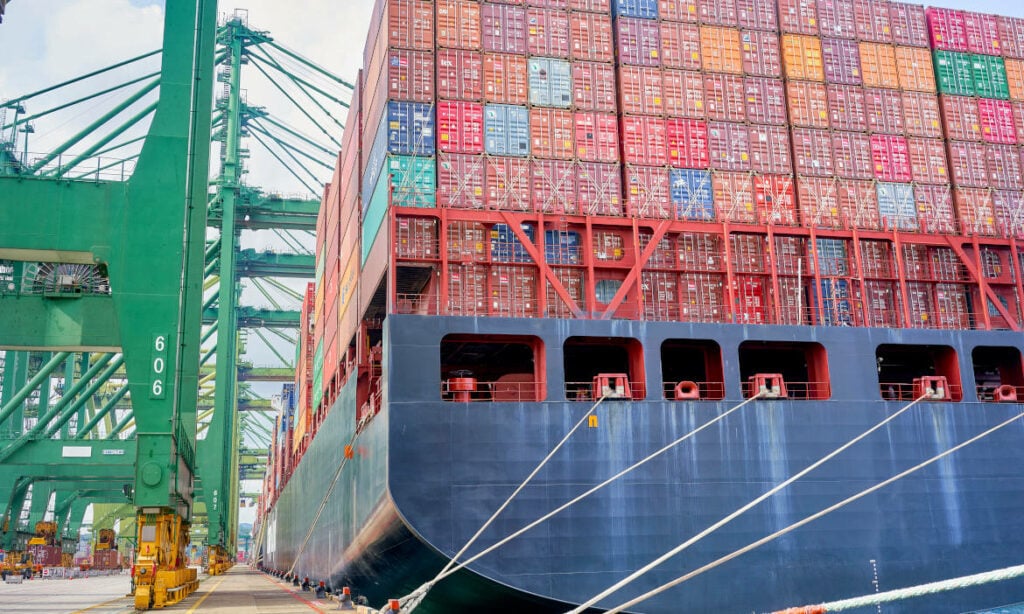 Warenversand im Hamburger Hafen: Die Prämien für die Transportgüterversicherung sind von der Versicherungsteuer befreit, wenn die Güter ins Ausland gehen oder aus dem Ausland kommen