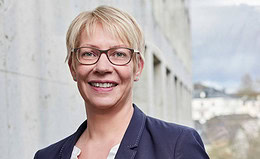 Bafin-Aufseherin Julia Wiens fordert steigende Prämien