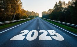 Warum Vermittler auch im Vertriebsjahr 2025 wichtig sind