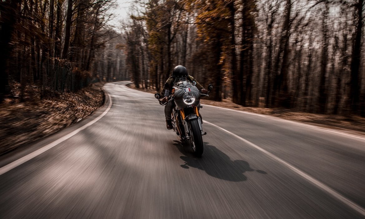 Wie sich Motorradfahrer absichern sollten
