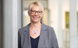 Julia Wiens über KI in der Versicherungsbranche