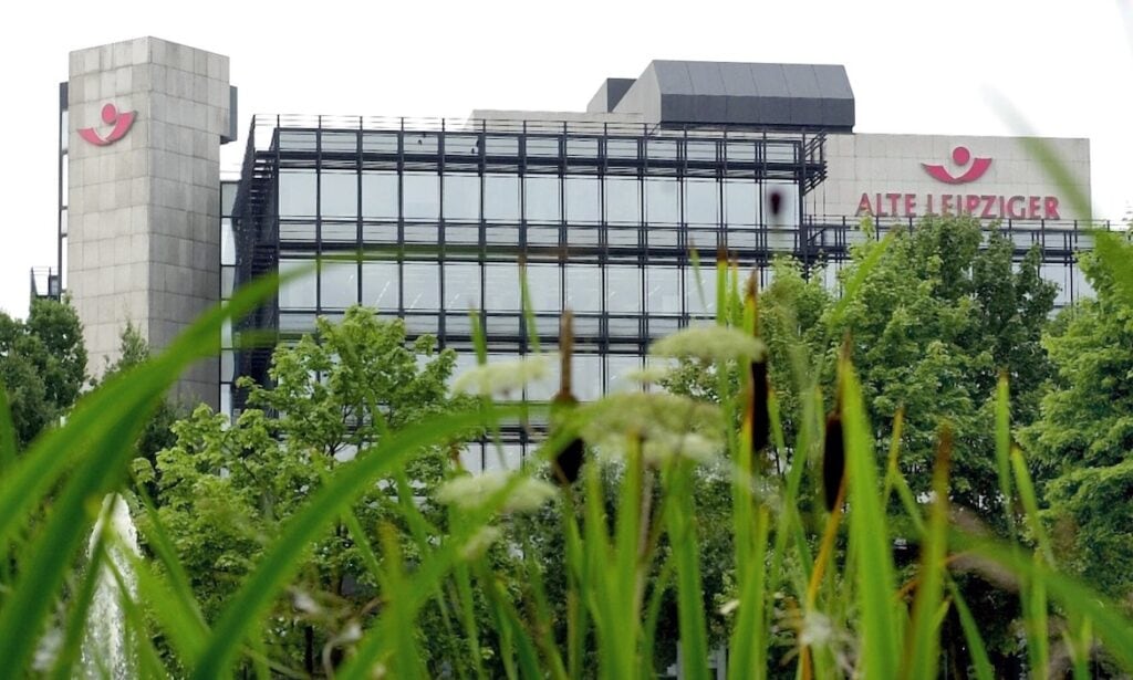 Firmensitz der ALH-Gruppe: Der Vorstand der ALH-Gruppe hat Ideen, um Rente und Pflege besser finanzieren zu können.