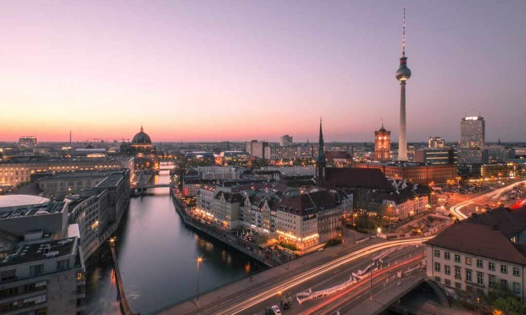 Berliner Skyline: In der Hauptstadt findet am 11. und 12. März der 26. MCC-Kongress Zukunftsmarkt Altersvorsorge statt.