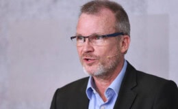 TK-Chef Jens Baas: Krankenkassen zu schließen, bringt nicht viel