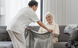 Eigenanteil im Pflegeheim steigt im Schnitt auf 3.100 Euro pro Monat