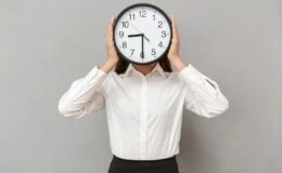 Versicherungsbranche mit den meisten Überstunden