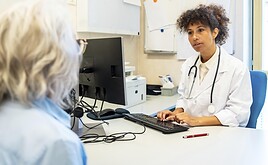 GKV: Gutverdiener müssen mehr bezahlen, Wechsel in PKV erschwert