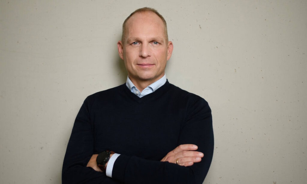Stephen Voss gründete Neodigital zusammen mit Dirk Wittling im Jahr 2017. Seit Juli 2024 ist er der Chef (CEO) des Versicherers