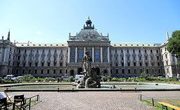 Rürup-Rente: Hinweis auf nachgelagerte Besteuerung ist Pflicht