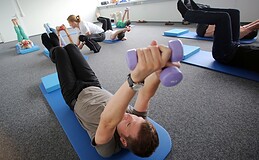 Gesundheitskosten: Unternehmen setzen auf Prävention