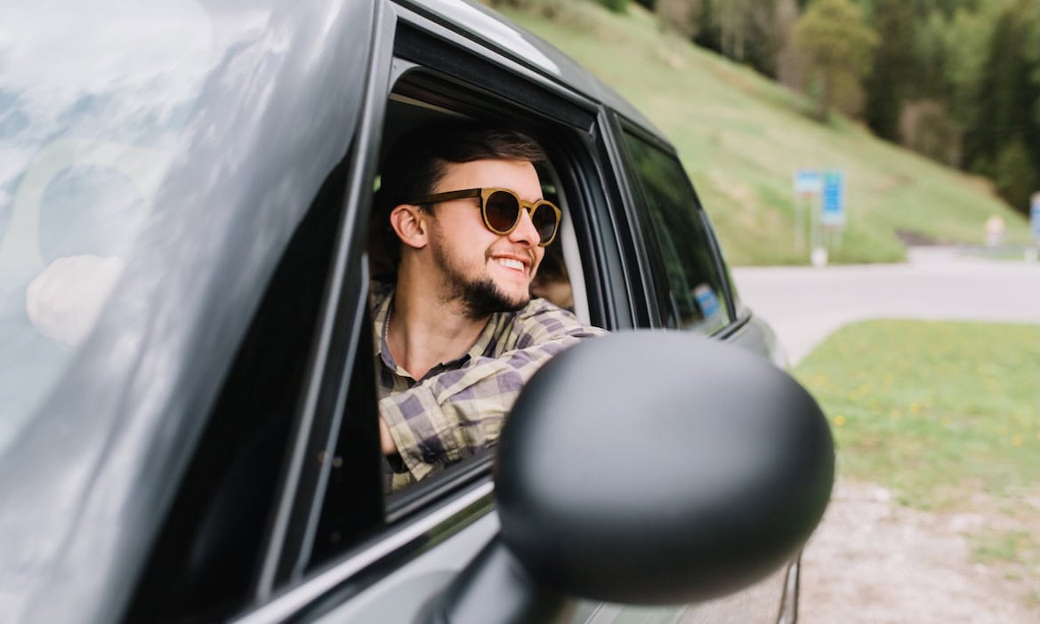 KFZ-Versicherung: Begleitetes Fahren zahlt sich aus