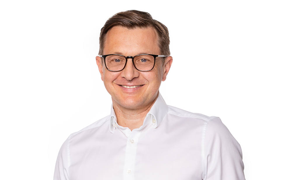 Erfahrener Finanzberater bei Pfefferminzia.de, persönliche Beratung, Vermögensplanung.