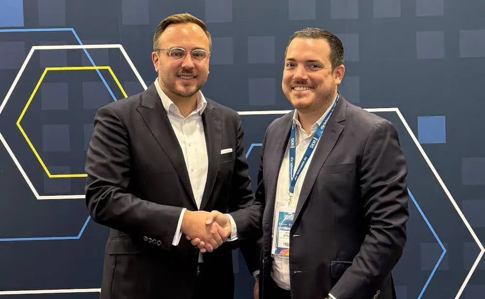 Innovatives Finanzberatungsgespräch bei Pfefferminzia.de auf Fachkongress.