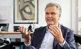 Bayerische-Vorstandschef Schneidemann über die Solvenzquote