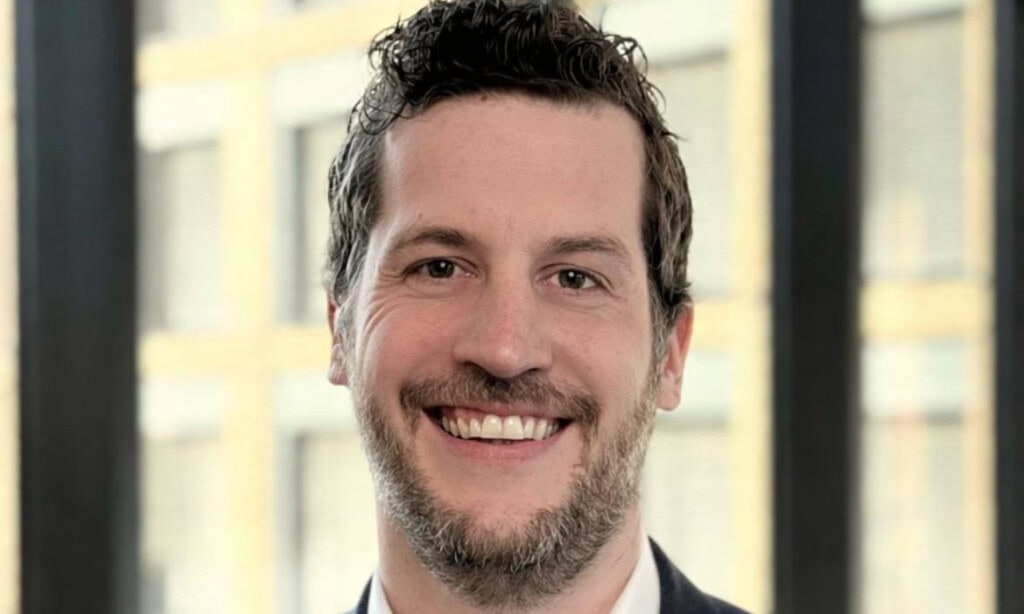 Hauptbild eines Mannes, der für die Position des Investmentchefs bei Zurich Deutschland steht.