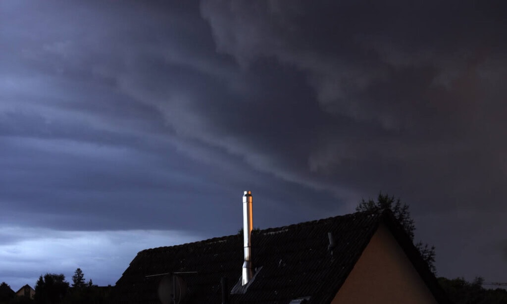 Unwetterhimmer über Dortmund im September 2025: Elementa soll Hausbesitzern Risiken aus Naturgefahren verdeutlichen