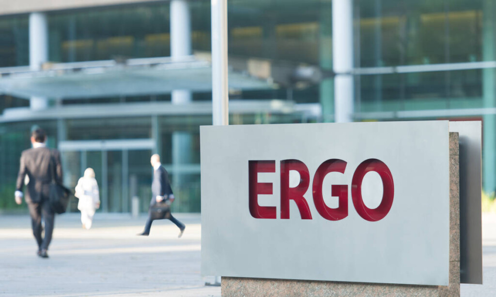 Ergo-Logo vor dem Hauptsitz in Düsseldorf: Nur noch auf eine Marke konzentrieren