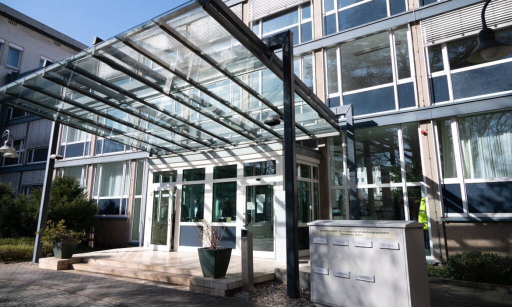 Sitz der Finanzaufsicht Bafin in Bonn: Sinkende Kosten beobachtet