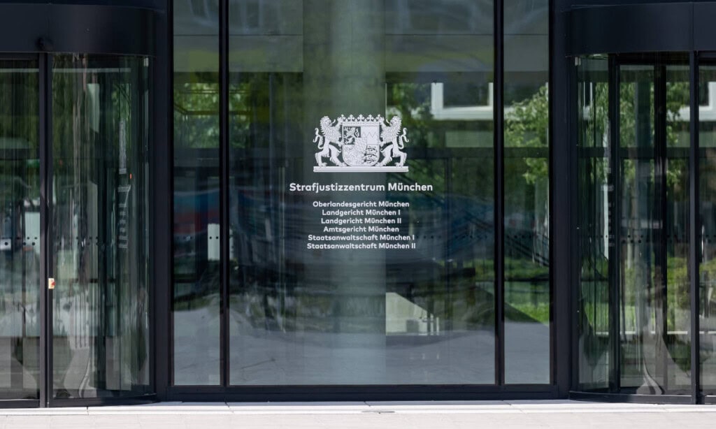 Eingang zum Justizzentrum in München, in dem auch das Amtsgericht sitzt