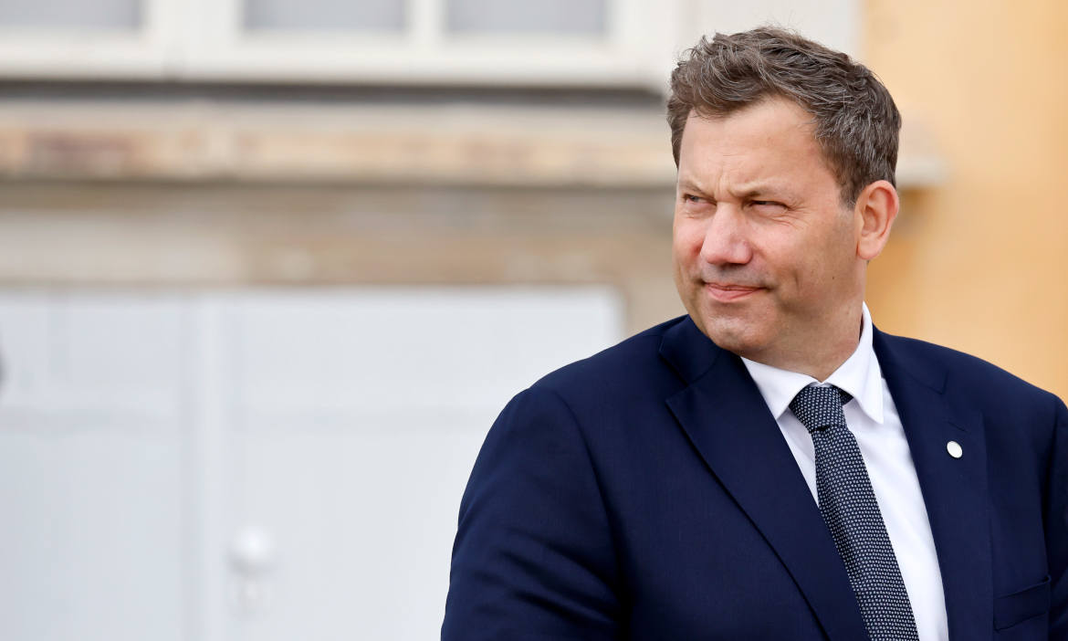 Bundesfinanzminister Lars Klingbeil (SPD): Referentenentwurf für die Frühstartrente vorgelegt
