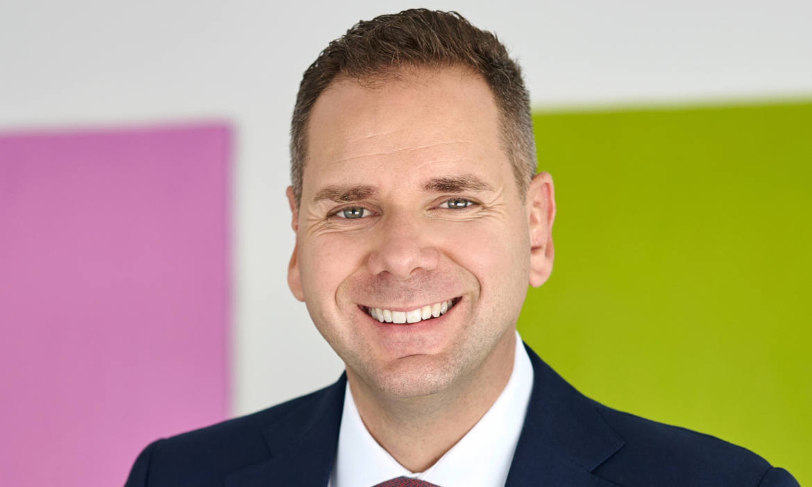 Fabrice Gerdes ist seit 2023 Vertriebsvorstand der VGH Versicherungen