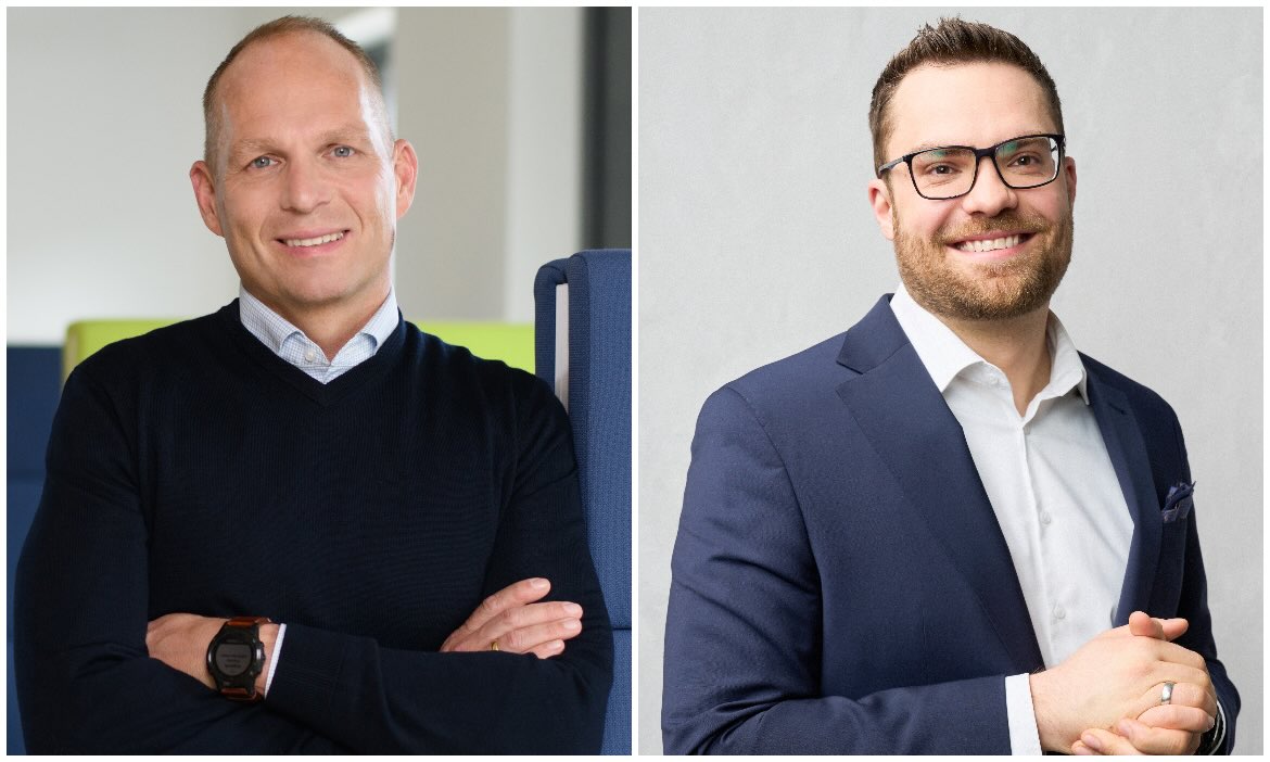 Stephen Voss (links), CEO von Neodigital, und Julian Grauer, Geschäftsführer von Adam Riese.