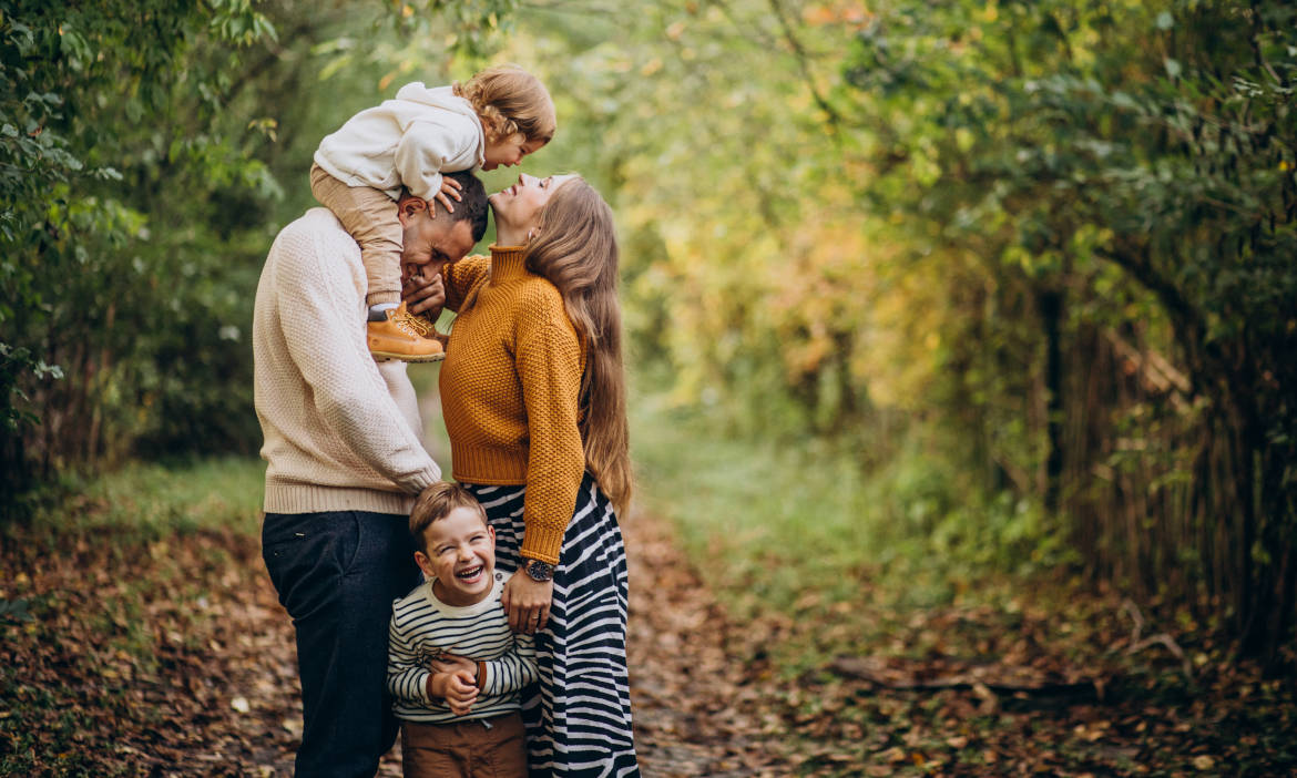 Familie unterwegs: Das Altersvorsorgedepot kommt bei jungen Menschen und Familien gut an.